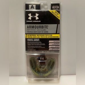 New Under Armour Armourbite Antimicrobial Mouthguard Strap/Strapless NIB